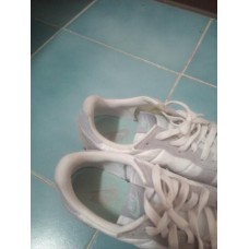 รองเท้า NIKE 40.5